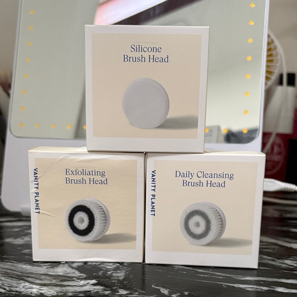 Vanity Planet Silicone Brush Head - White